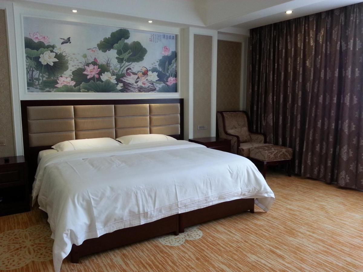 New West Street Hotel - Grand Wing Yangshuo Rom bilde